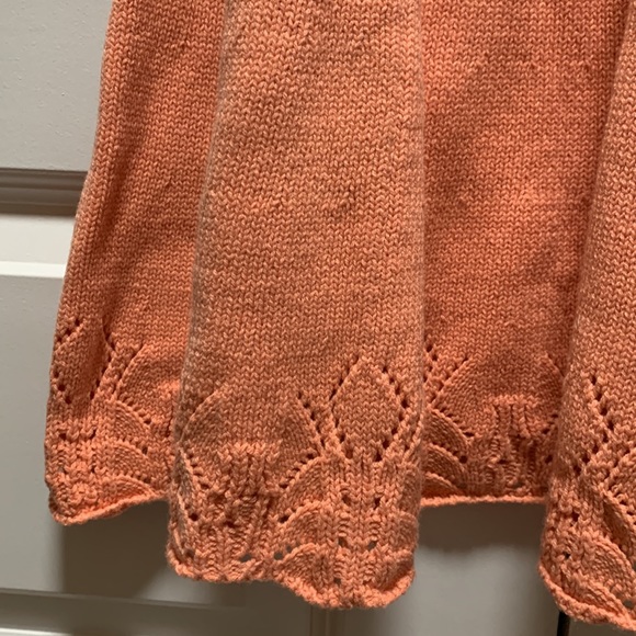 Fashionable crochet sweater dress - Picture 4 of 7